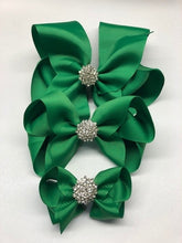 Load image into Gallery viewer, Très Chic Bow Barrettes - Emerald Green