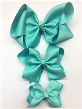 Load image into Gallery viewer, Très Chic Bow Barrettes - Aqua