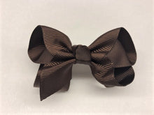 Load image into Gallery viewer, Très Chic Bow Barrettes - Chocolate