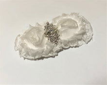 Load image into Gallery viewer, Très Chic Rosette Headband