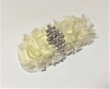 Load image into Gallery viewer, Très Chic Rosette Headband